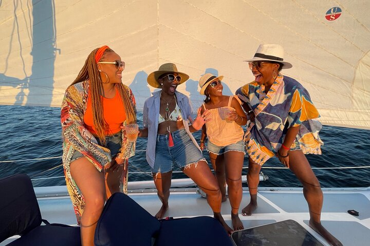 Baltimore's only private sailing experience. You won't have to share the boat with strangers. The crew are licensed boat operators and true Baltimore Locals.